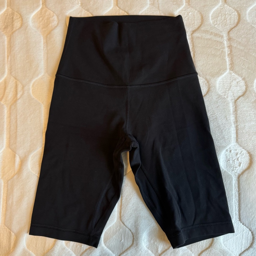 Lululemon Align Super High Rise Short *10"